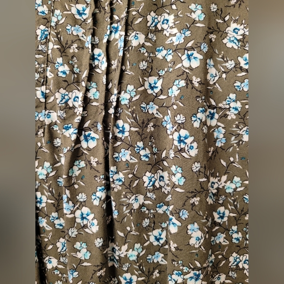 BUY 3, get 1 FREE (SEE DETAILS), Croft and Barrow Blouse, (308) - Picture 5 of 8